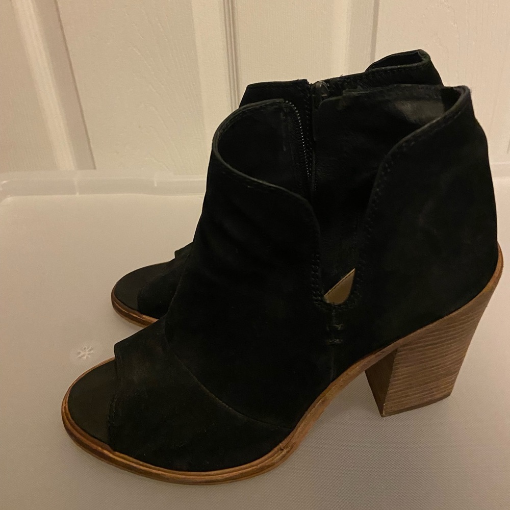 Vince Camuto Katleen Black Suede Stacked Heel Open Toe Ankle Booties